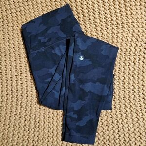 Lululemon wondertrain 28" size 14